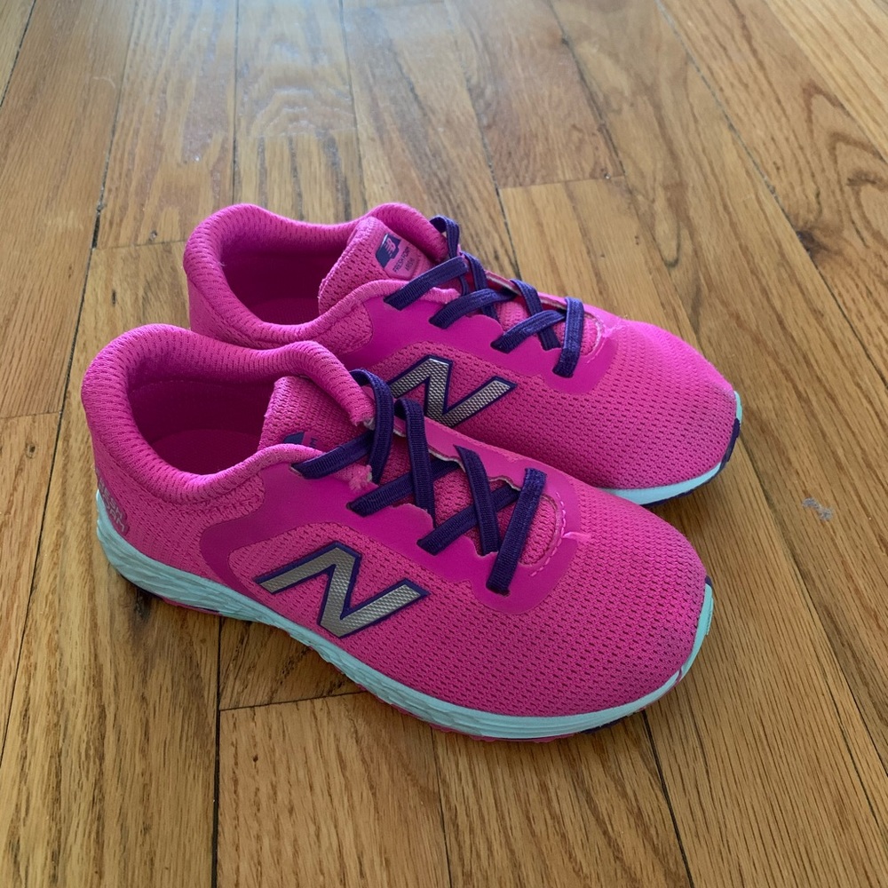New balance sneakers toddler girl